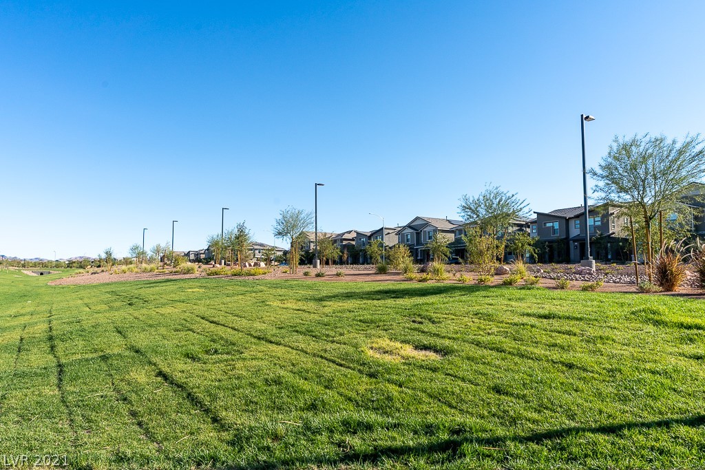 825 East Sunset Road Henderson, NV 89011 - Photo 33 of 39 Gallery Image 33