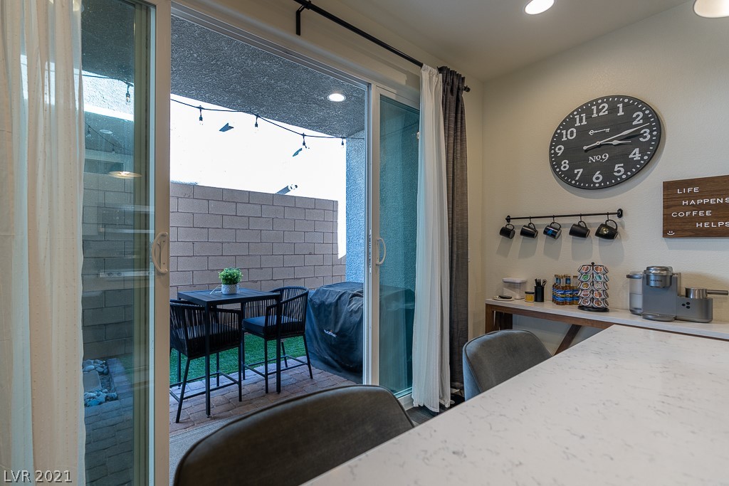 825 East Sunset Road Henderson, NV 89011 - Photo 10 of 39 Gallery Image 10