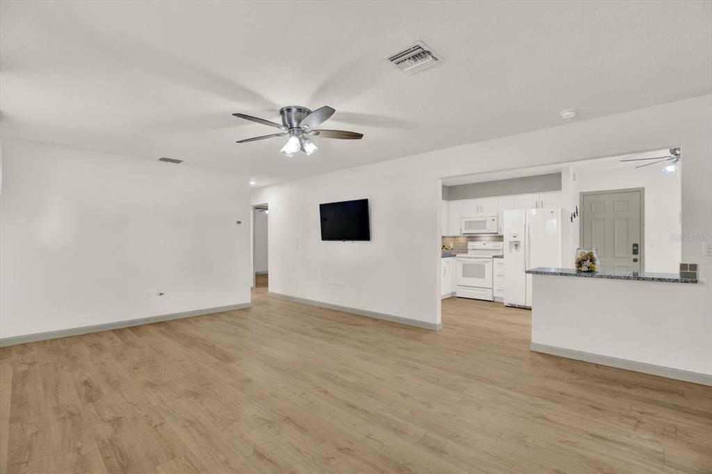 1978 Dix Street Largo, FL 33774 - Photo 12 of 44
