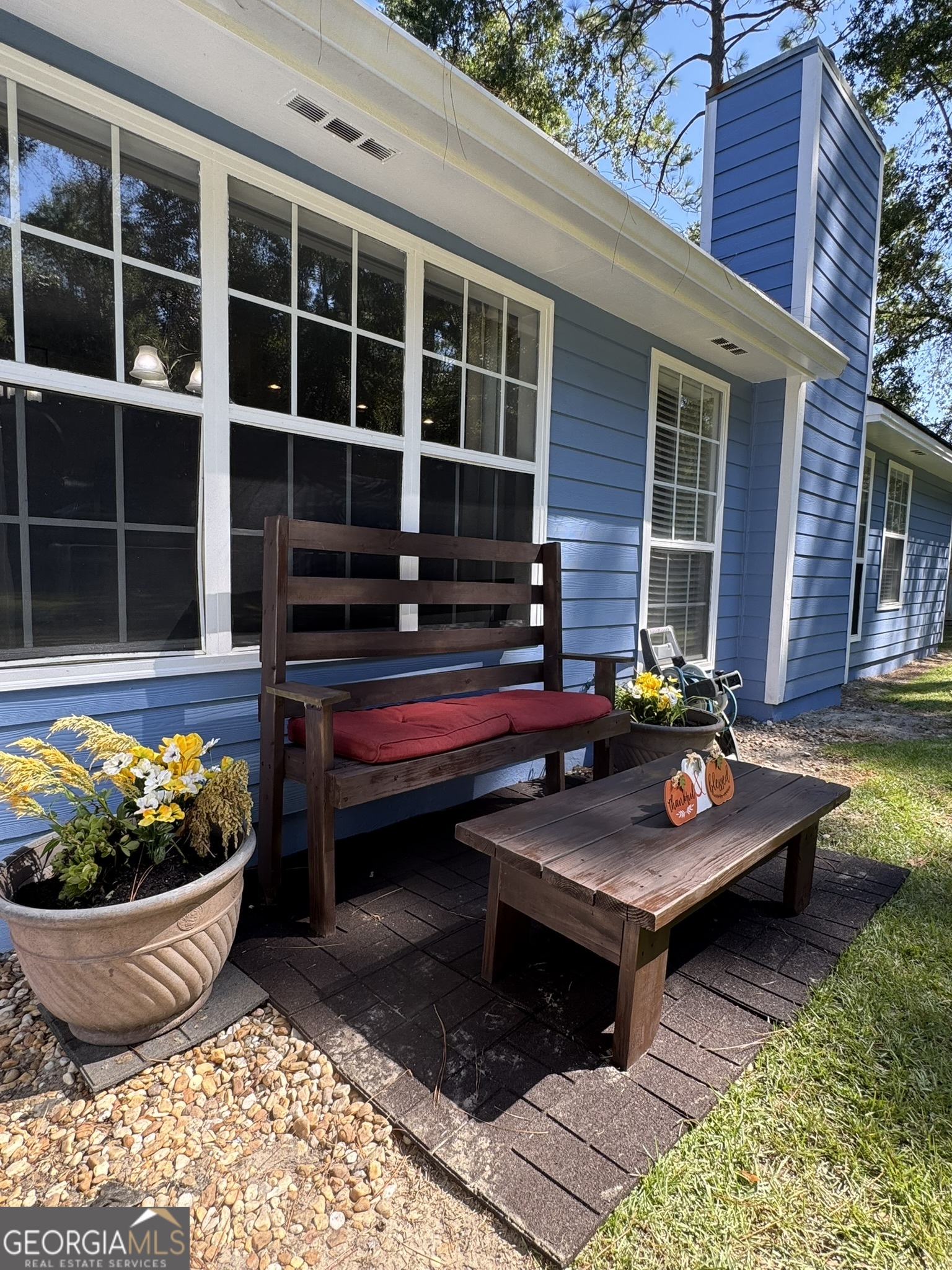 4633 Rustic Ridge Road Valdosta, GA 31602 - Photo 41 of 46 a outdoor space with patio and a garden