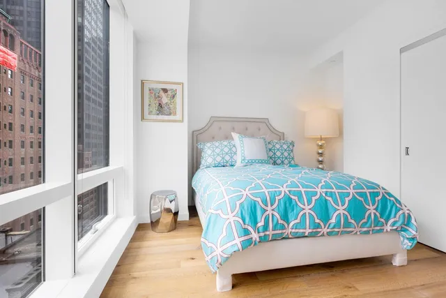 $1,199,000 | 325 Lexington Avenue, Unit 11B | Murray Hill
