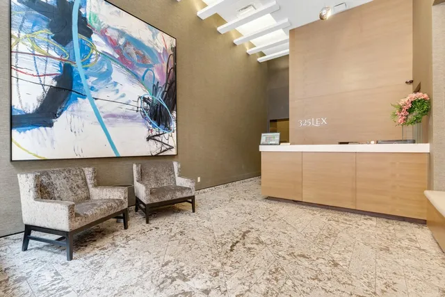 $1,199,000 | 325 Lexington Avenue, Unit 11B | Murray Hill