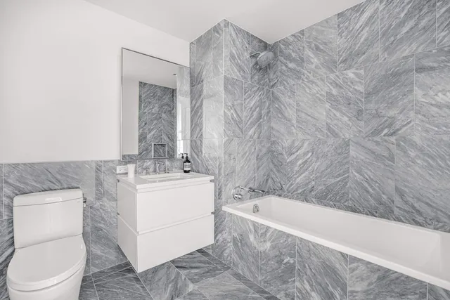 $2,825,000 | 450 Washington Street, Unit 522 | TriBeCa