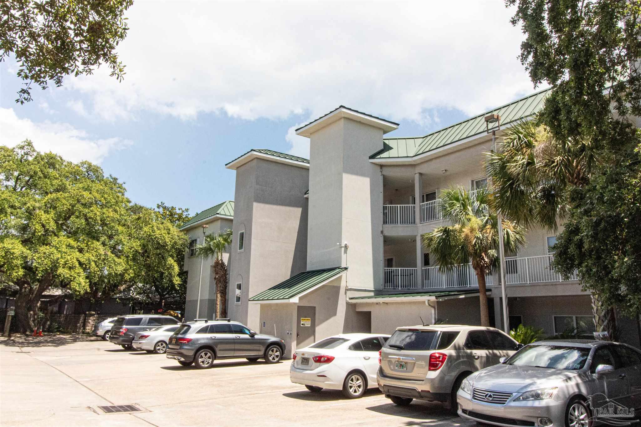 212 Harbor Boulevard, Unit 102 Destin, FL 32541 - Photo 9 of 42