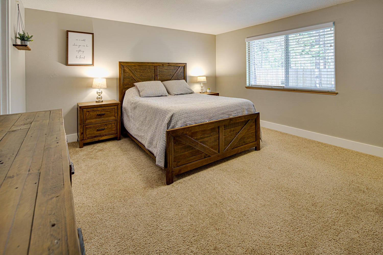 55741 Swan Road Bend, OR 97707 - Photo 23 of 35 Primary Bedroom