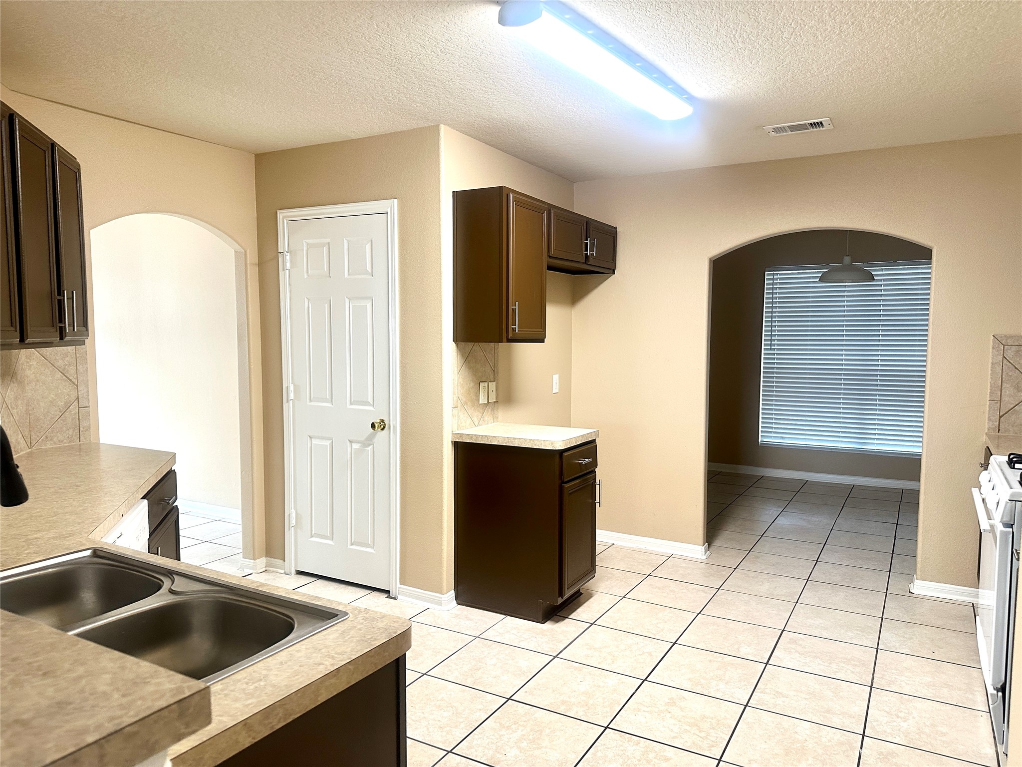 19618 Lighthouse Scene Lane Cypress, TX 77433 - Photo 4 of 13