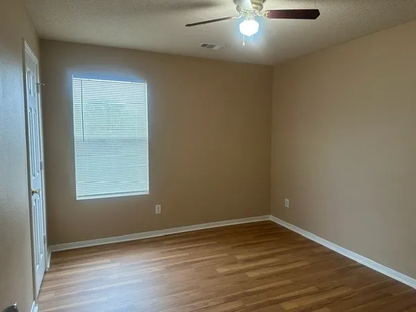 $2,400 | 19618 Lighthouse Scene Lane, Cypress, TX 77433