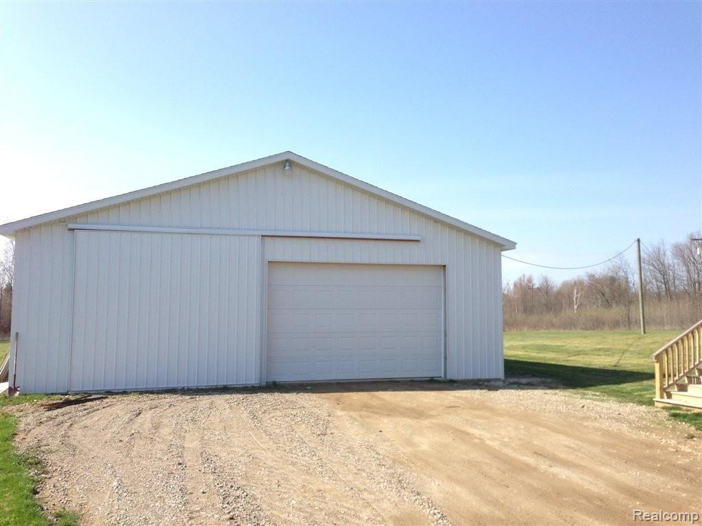 3947 South Sandusky Road Peck, MI 48466 - Photo 5 of 13 IMG_0534.jpg
