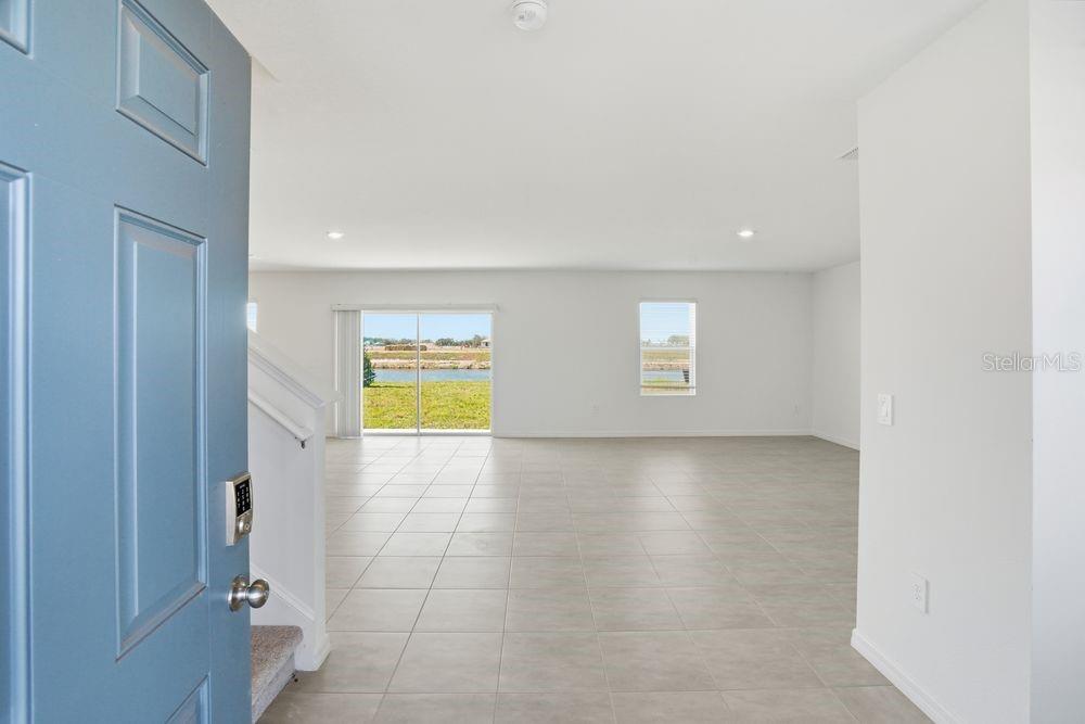 13243 Commons Avenue Parrish, FL 34219 - Photo 30 of 44 a view of an empty room with a window
