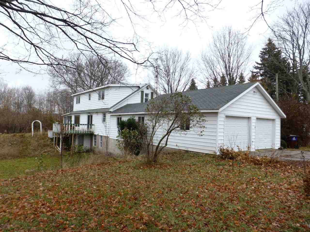 8062 Lincoln Road Beulah, MI 49617 - Photo 10 of 47 1840706-9.JPG