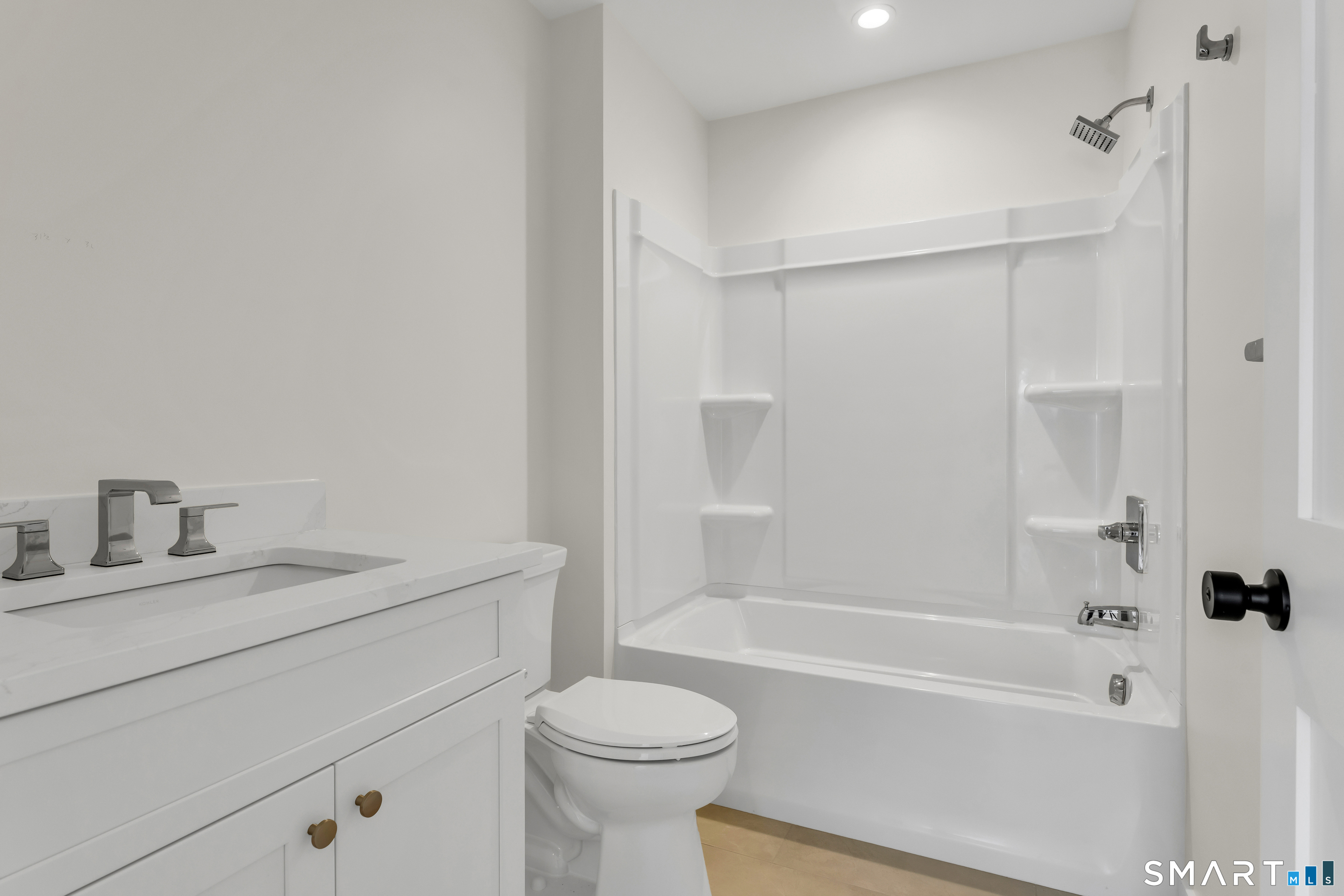 31 Drive Way Guilford, CT 06437 - Photo 20 of 23