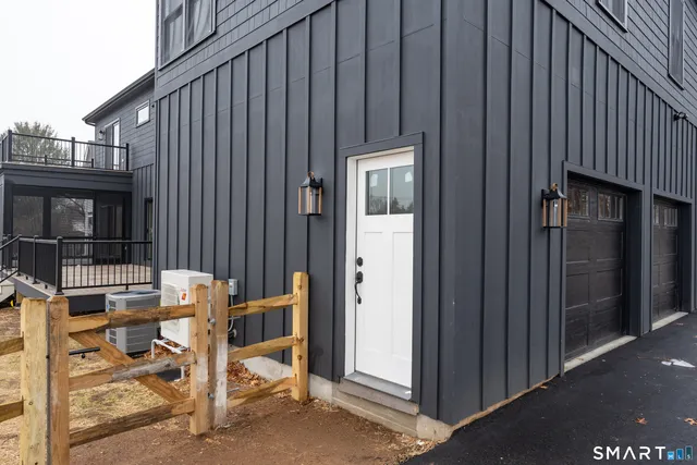 $2,800 | 31 Drive Way, Guilford, CT 06437