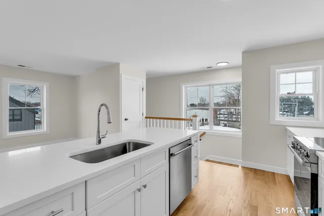 $2,800 | 31 Drive Way, Guilford, CT 06437