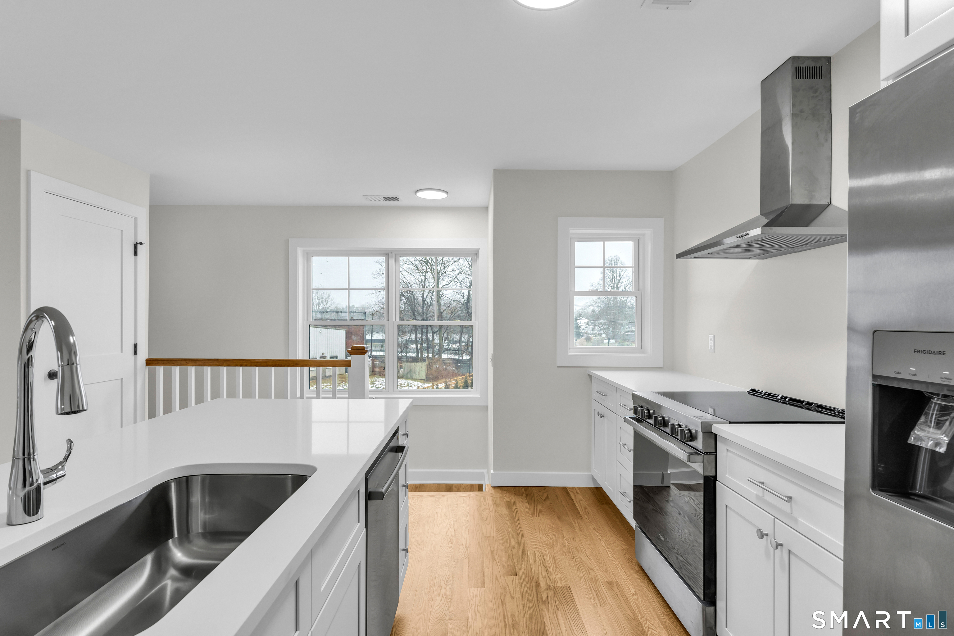 31 Drive Way Guilford, CT 06437 - Photo 6 of 23