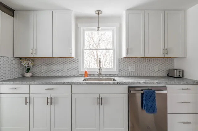 $369,900 | 466 Essex Street, Bangor, ME 04401