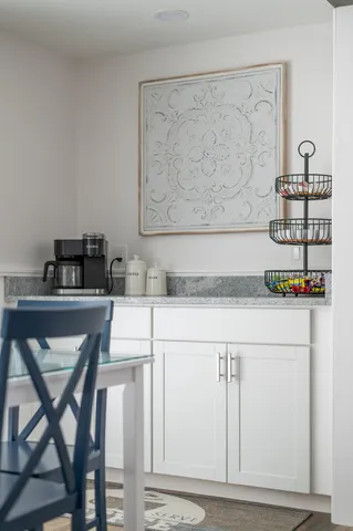 $369,900 | 466 Essex Street, Bangor, ME 04401