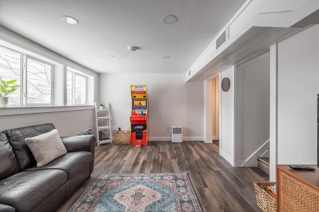 $369,900 | 466 Essex Street, Bangor, ME 04401