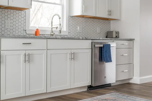 $369,900 | 466 Essex Street, Bangor, ME 04401