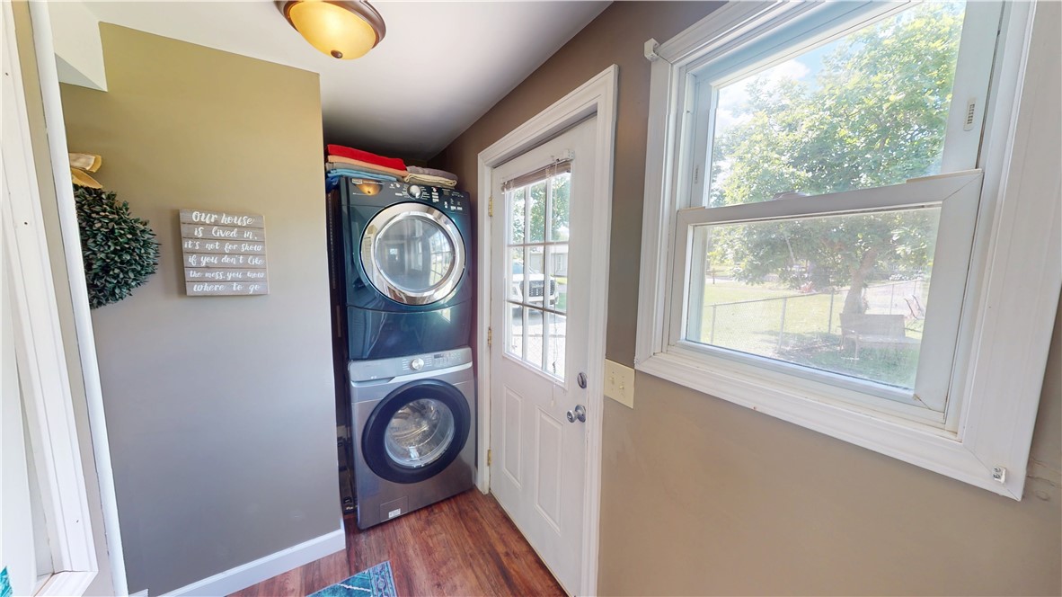 8 Chestnut Street Danville, IL 61832 - Photo 16 of 19 a view of washer and dryer