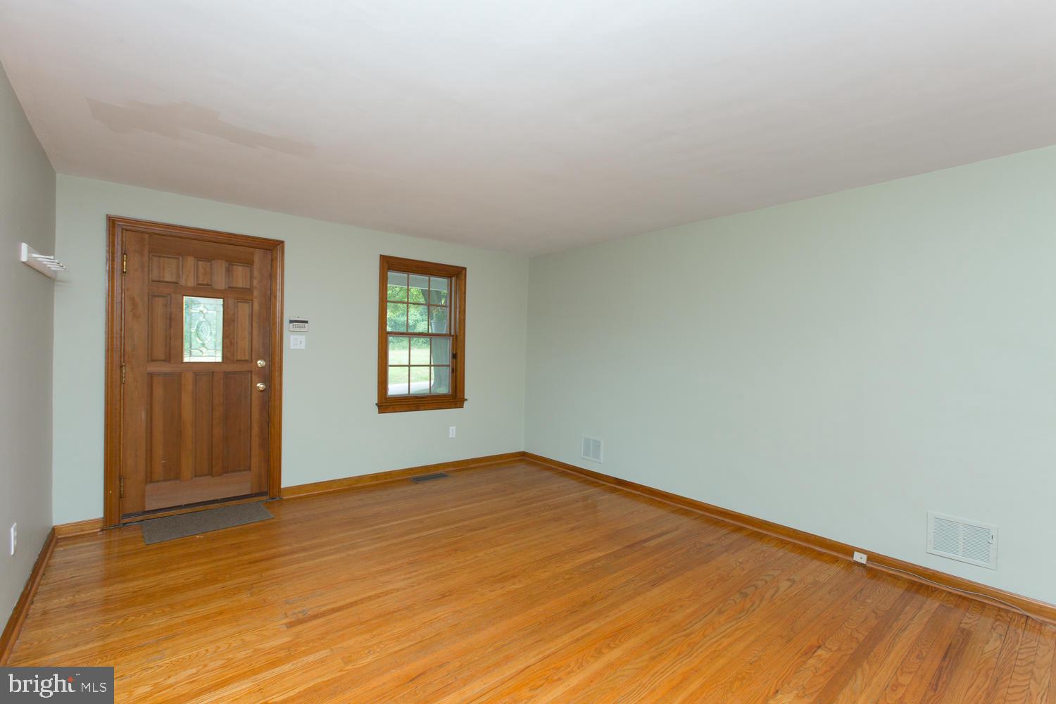 101 Ridley Drive Wallingford, PA 19086 - Photo 7 of 38