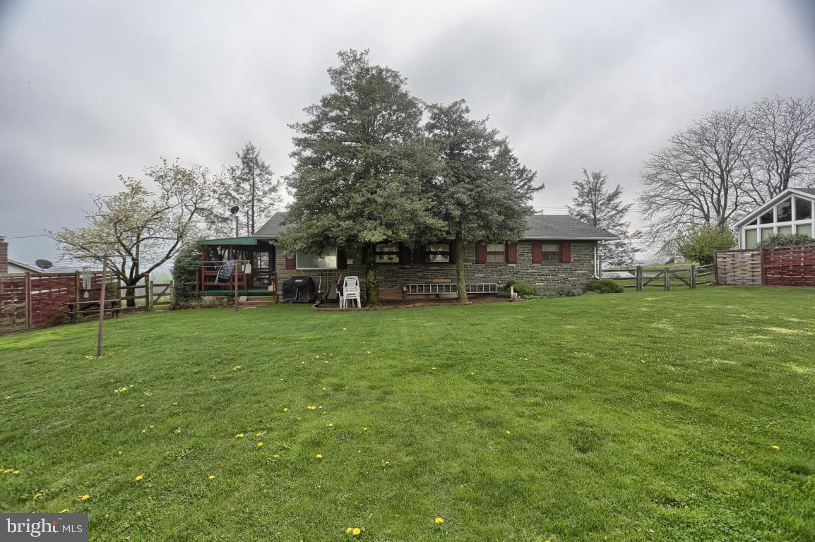 1141 Lebanon Road Manheim, PA 17545 - Photo 17 of 18