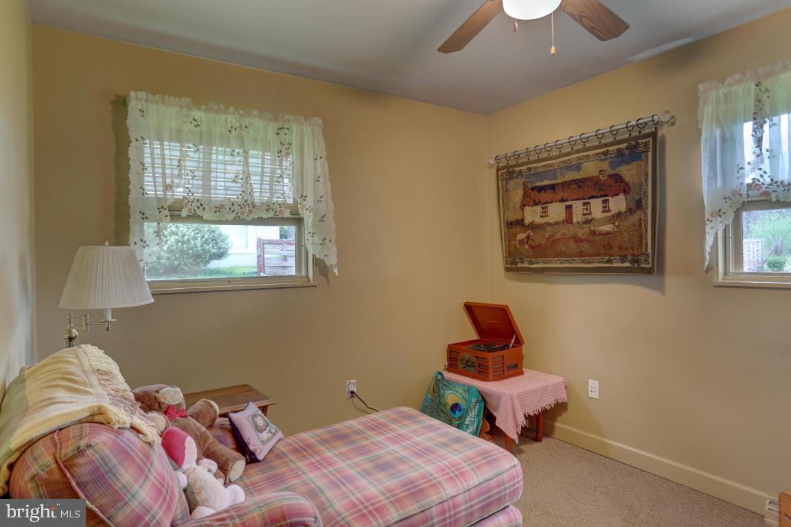 1141 Lebanon Road Manheim, PA 17545 - Photo 8 of 18