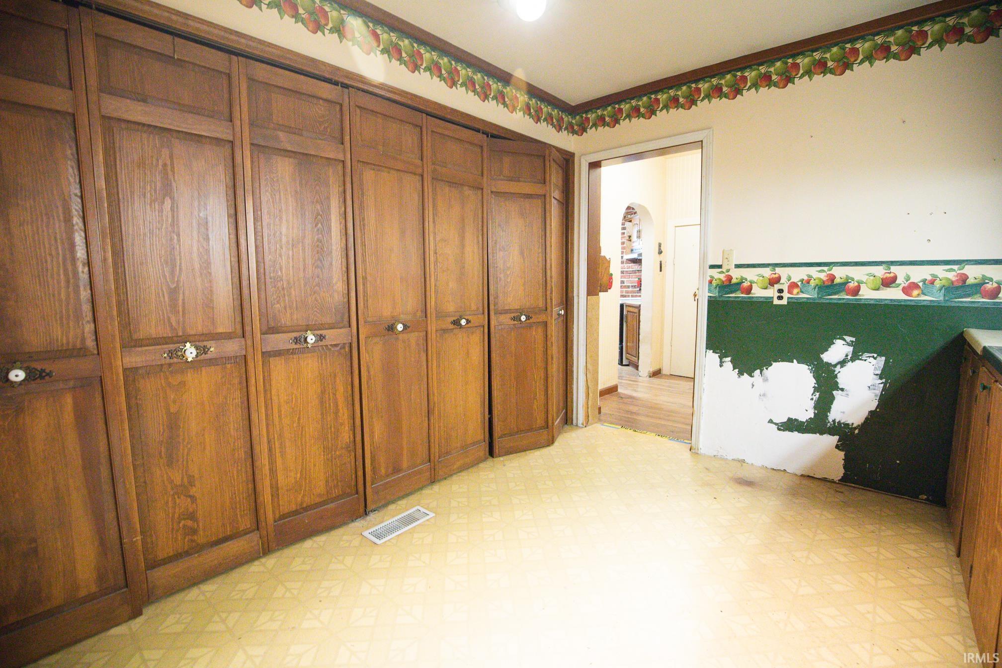 929 South Main Street Bluffton, IN 46714 - Photo 20 of 36