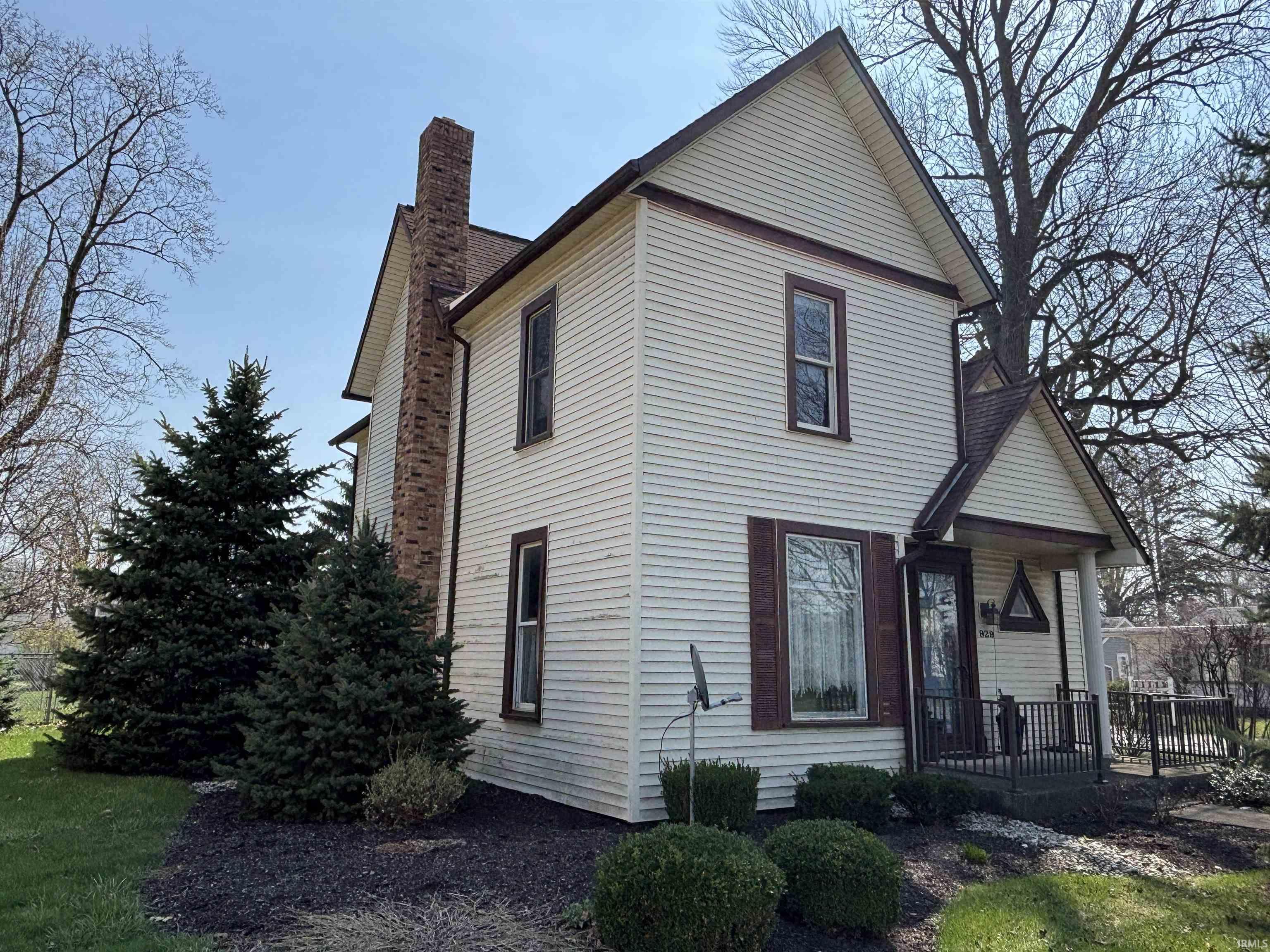 929 South Main Street Bluffton, IN 46714 - Photo 2 of 36