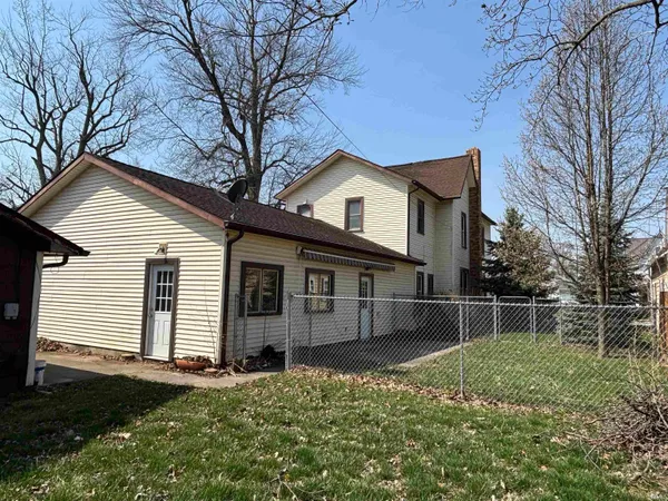 $179,900 | 929 South Main Street, Bluffton, IN 46714