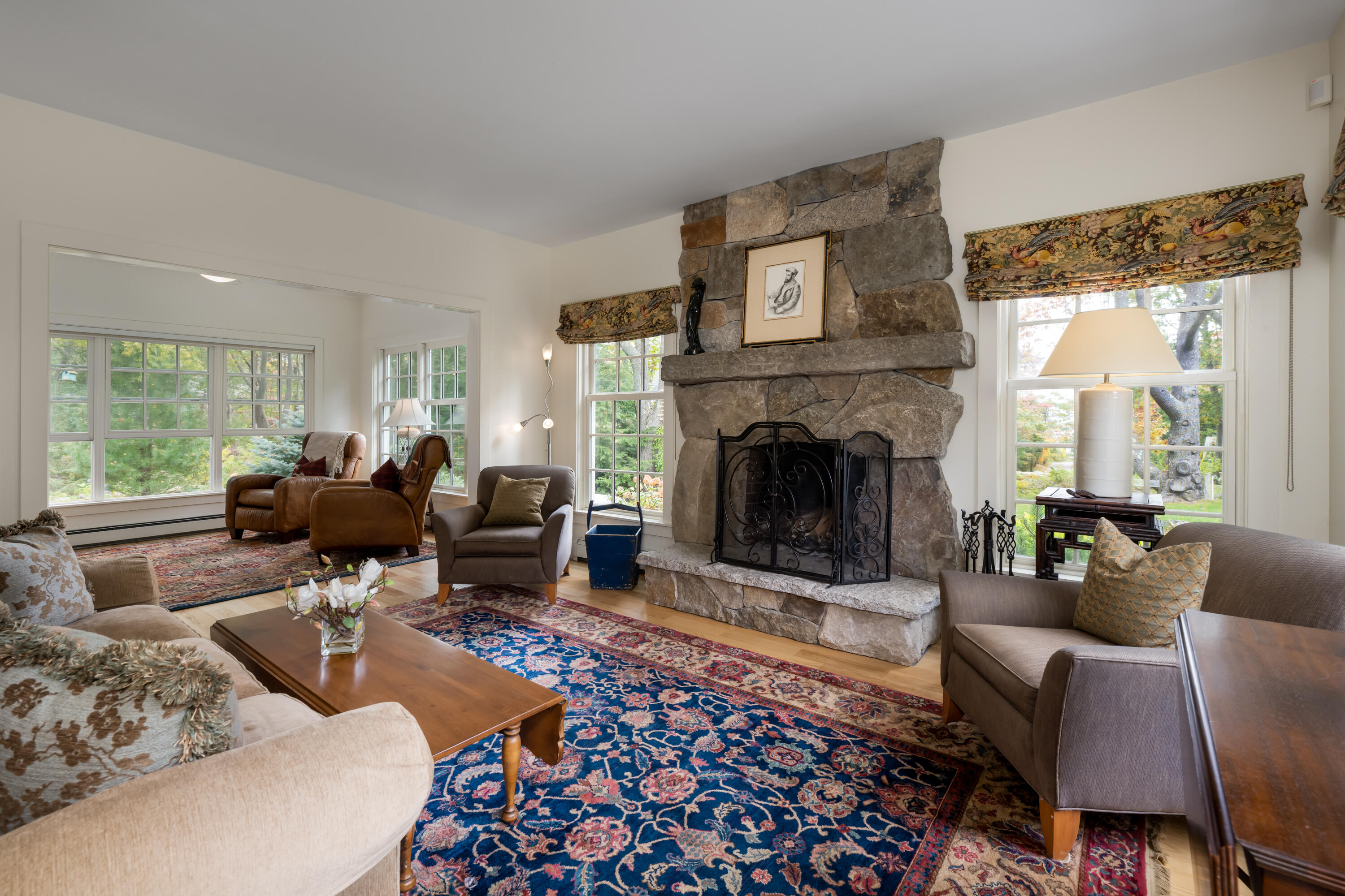 26 Circuit Road Cape Neddick, ME 03902 - Photo 11 of 20 Living Room