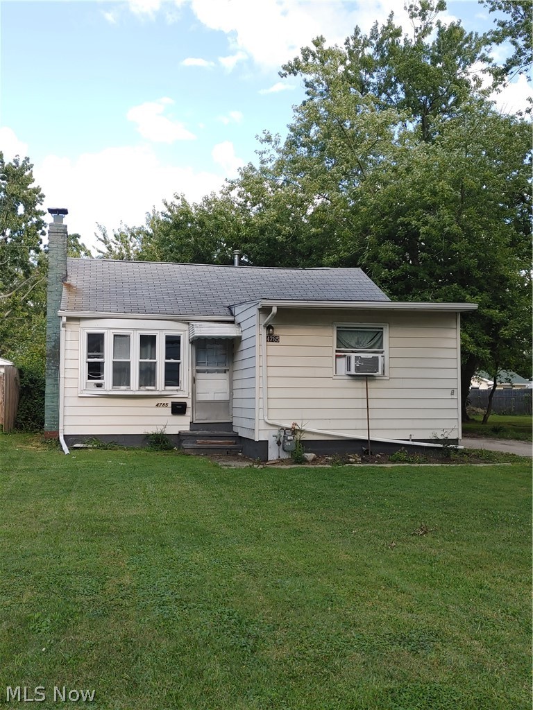 4785 Wake Robin Road Mentor, OH 44060 - Photo 1 of 10