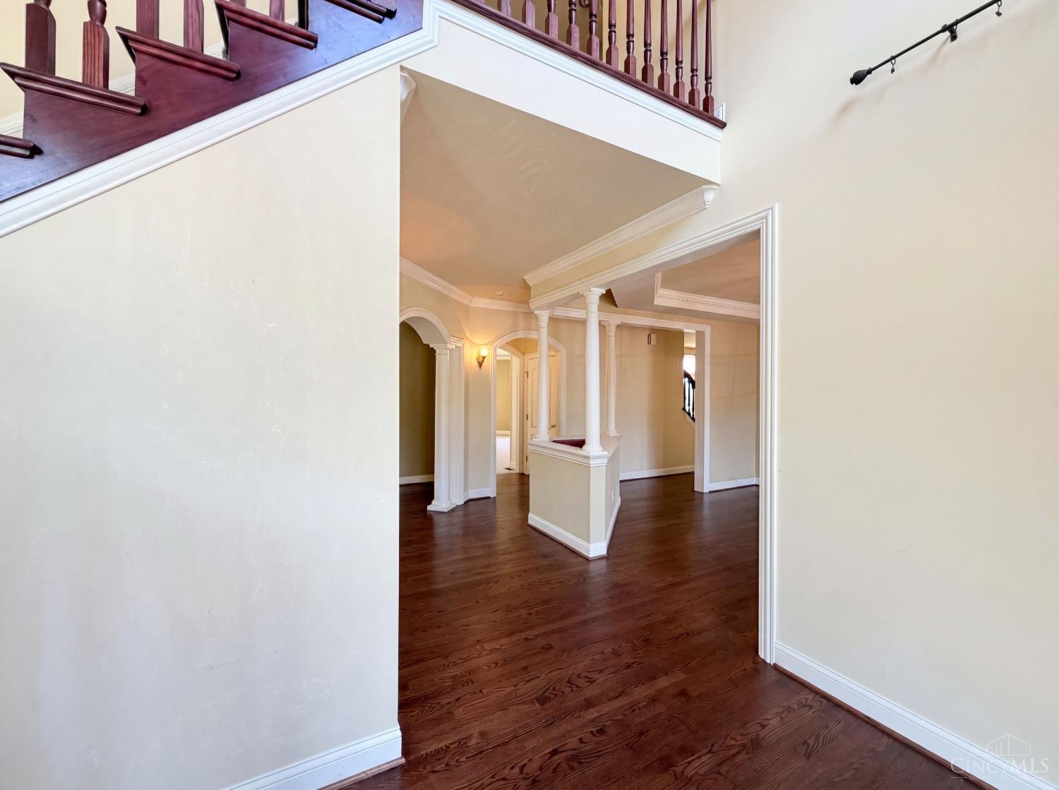 7087 Bridgetown Road Cincinnati, OH 45248 - Photo 9 of 35