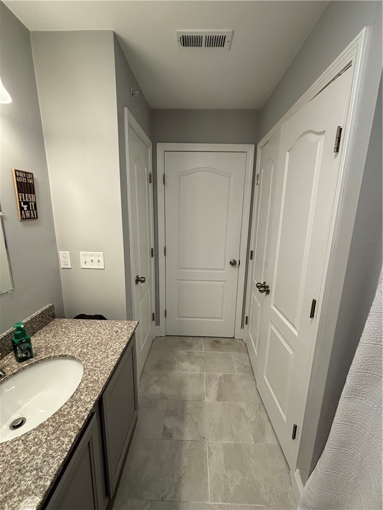 9 Gray Coach Lane, Unit 913 Cranston, RI 02921 - Photo 13 of 15