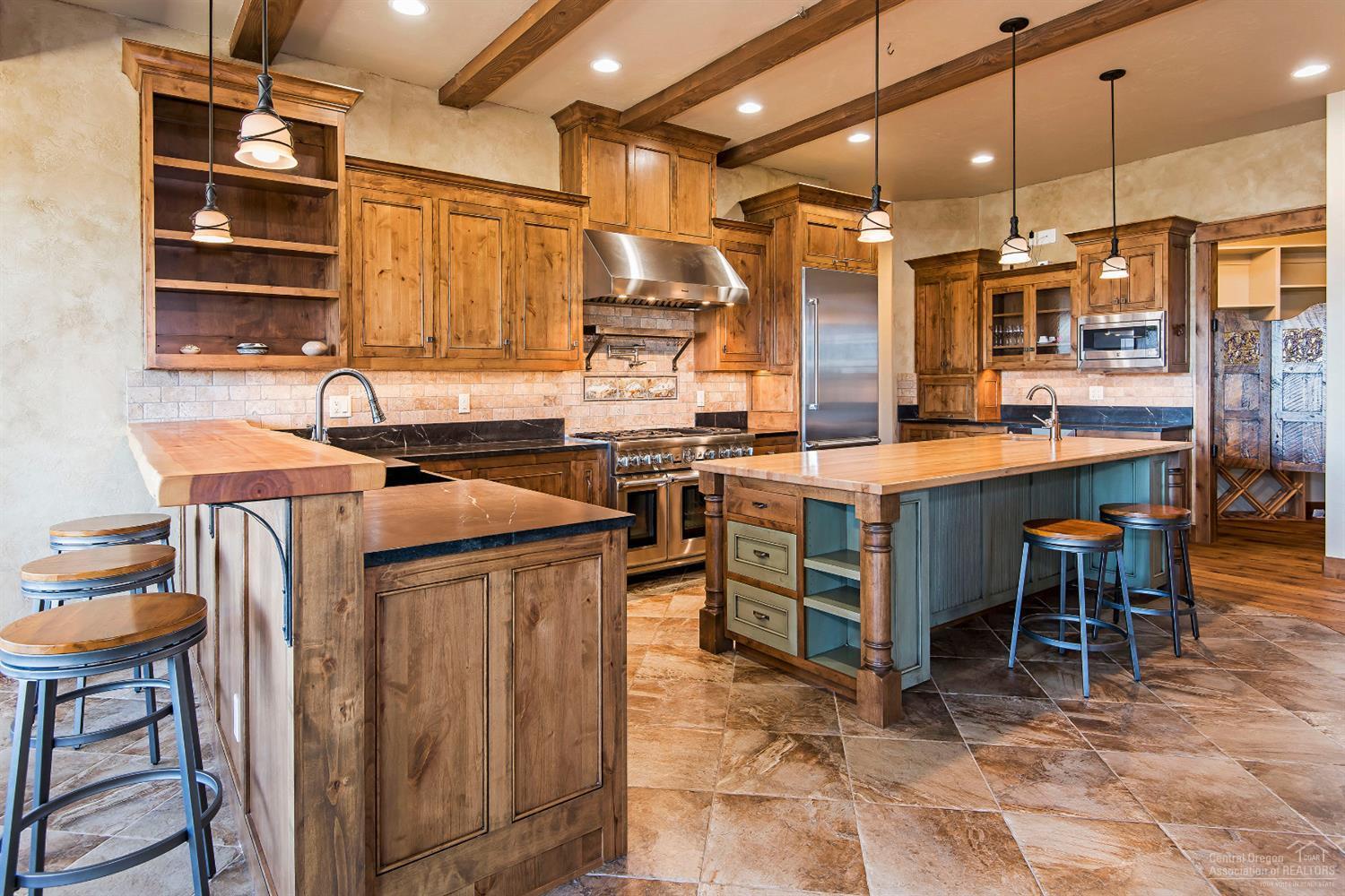 17485 Mountain View Road Sisters, OR 97759 - Photo 6 of 25 Gallery Image 6