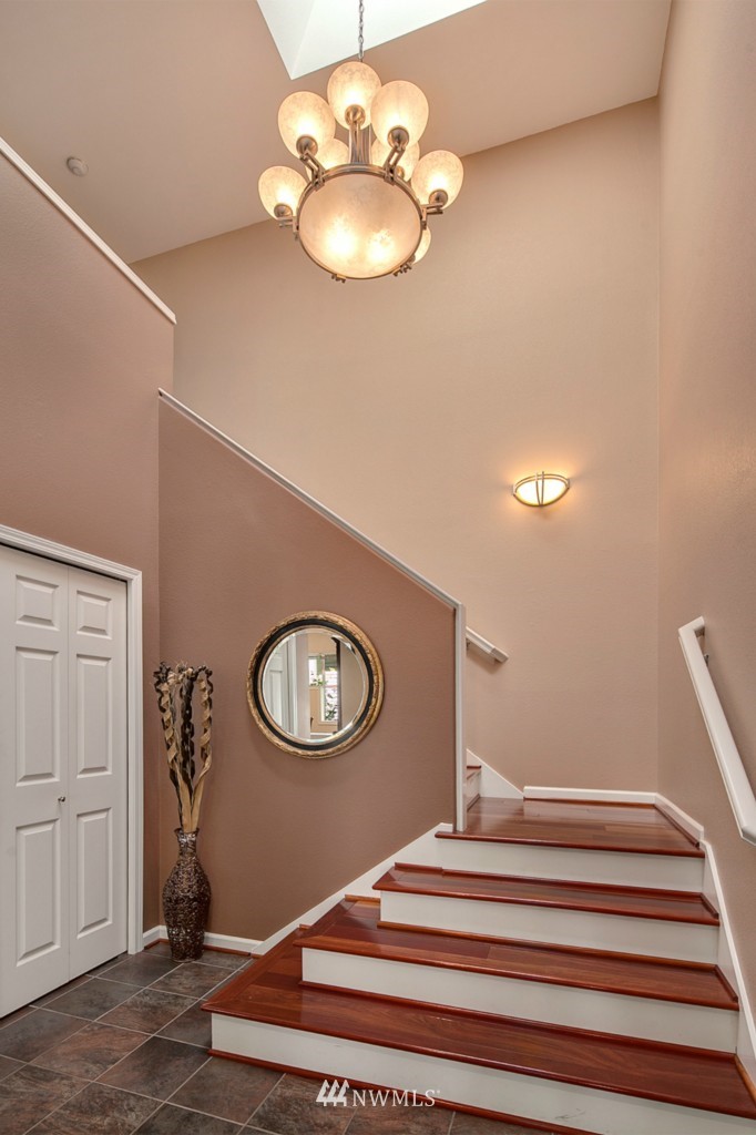 7250 Northeast Old Redmond Road, Unit C109 Redmond, WA 98052 - Photo 3 of 17 Gallery Image 3