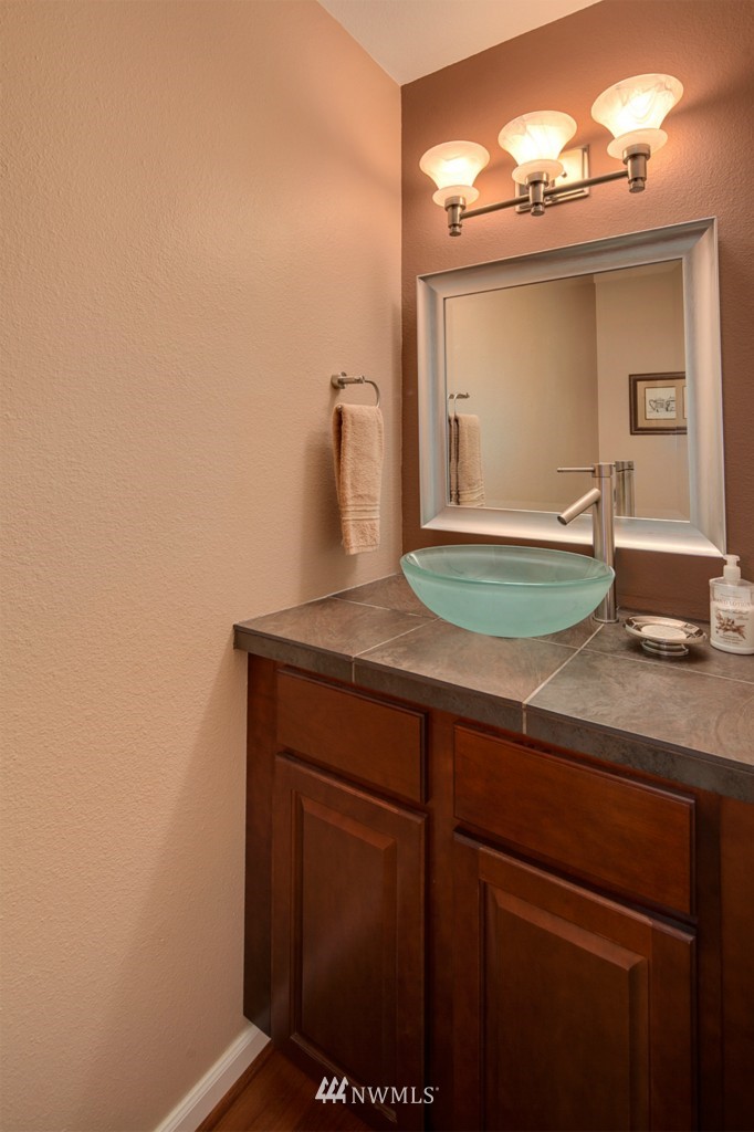 7250 Northeast Old Redmond Road, Unit C109 Redmond, WA 98052 - Photo 4 of 17 Gallery Image 4