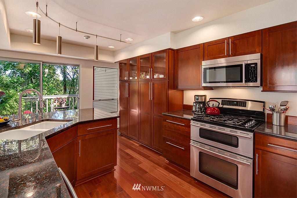 7250 Northeast Old Redmond Road, Unit C109 Redmond, WA 98052 - Photo 9 of 17 Gallery Image 9
