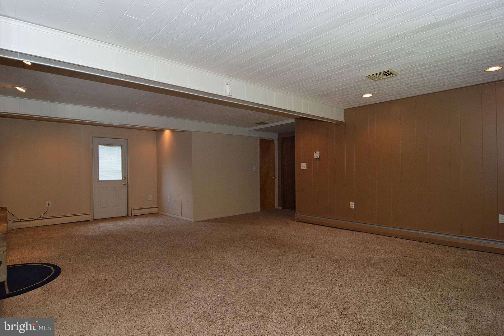 971 Lincoln Road Birdsboro, PA 19508 - Photo 21 of 38 Family Room