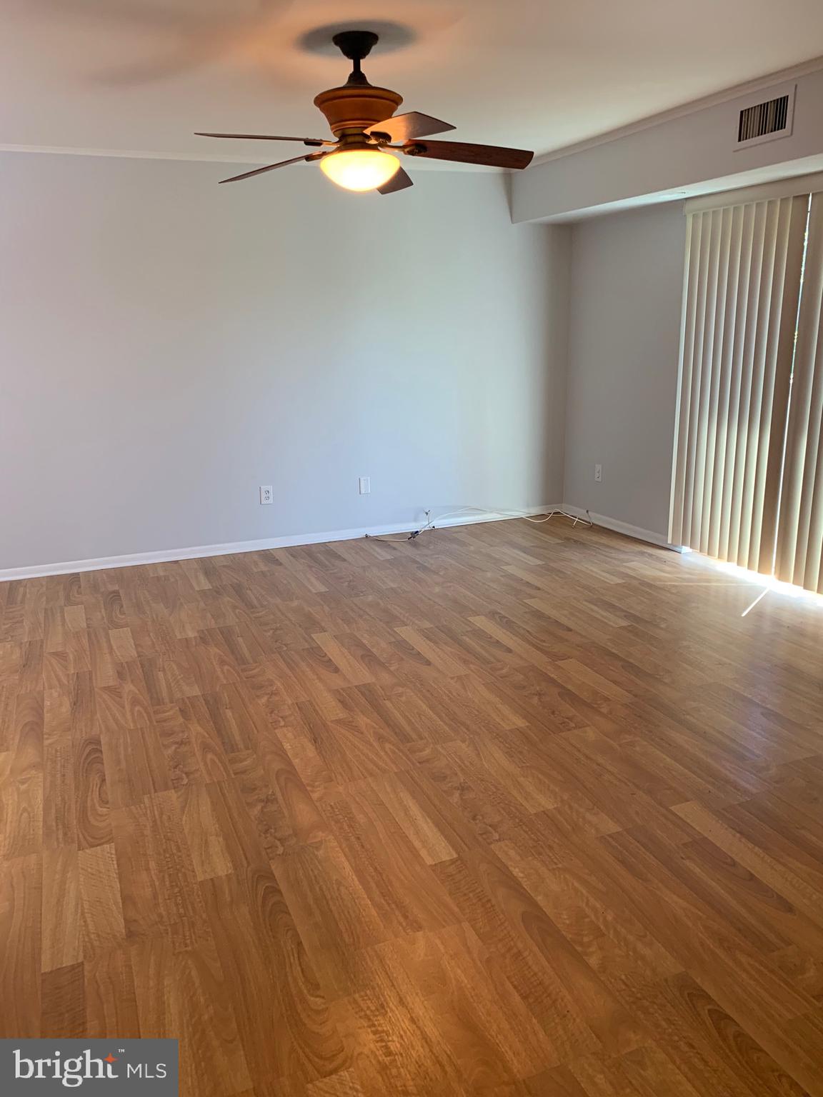 54302 Delaire Landing Road, Unit 302 Philadelphia, PA 19114 - Photo 19 of 34 Dining Room
