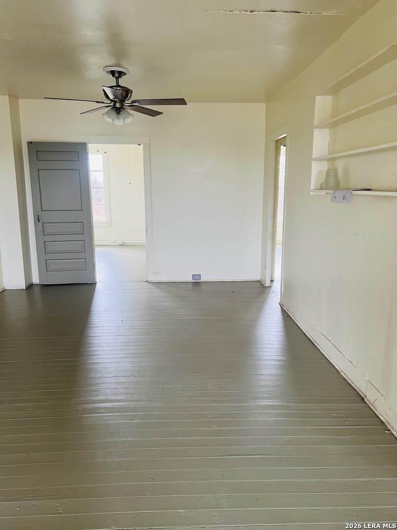 2974 State Highway 55 Uvalde, TX 78801 - Photo 7 of 14