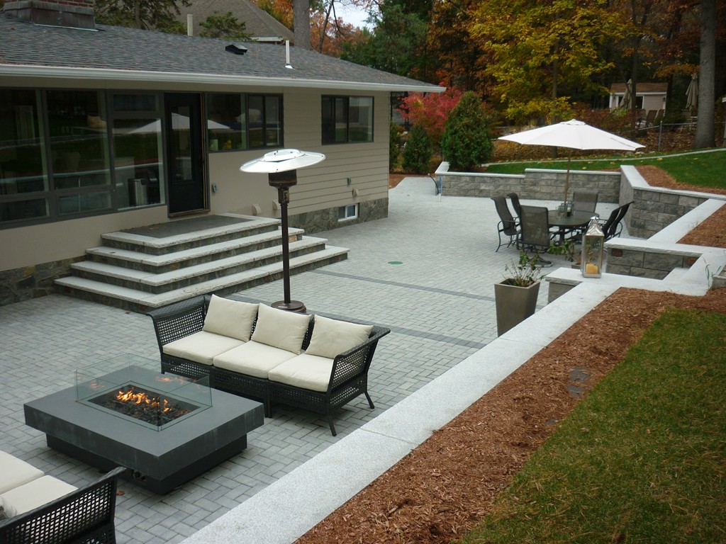 46 Pillings Pond Road Lynnfield, MA 01940 - Photo 17 of 30 Gallery Image 17
