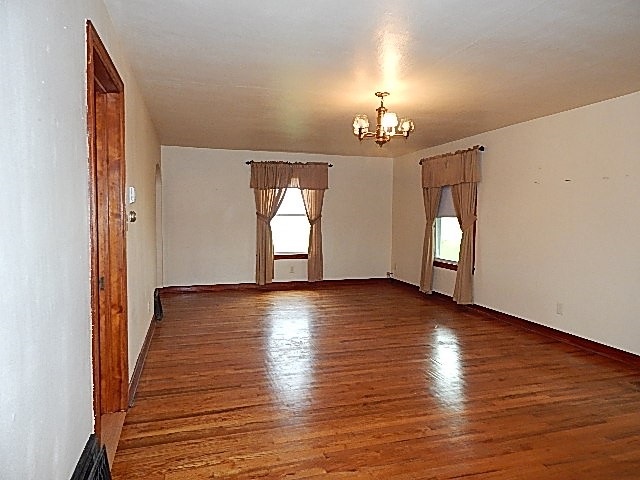 5226 County Road Onslow, IA 52321 - Photo 4 of 21 Gallery Image 4