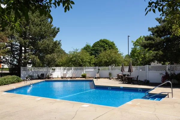 $1,100,000 | 7 Cutter Lane, Unit 7, Quincy, MA 02171