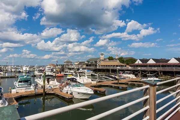 $1,100,000 | 7 Cutter Lane, Unit 7, Quincy, MA 02171
