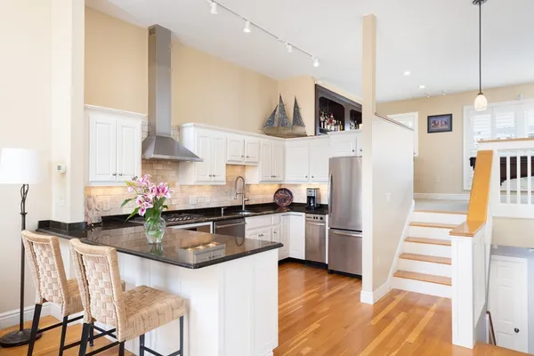 $1,100,000 | 7 Cutter Lane, Unit 7, Quincy, MA 02171