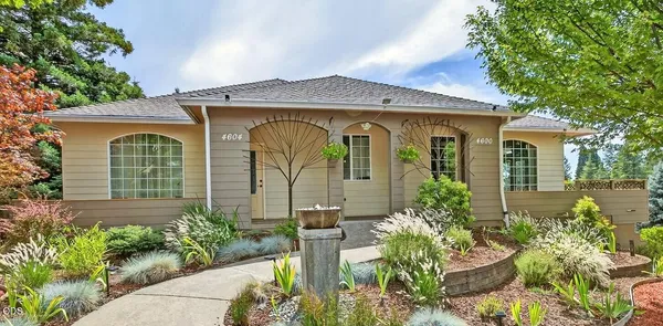 $799,000 | 4604 Cloudcrest Drive, Medford, OR 97504