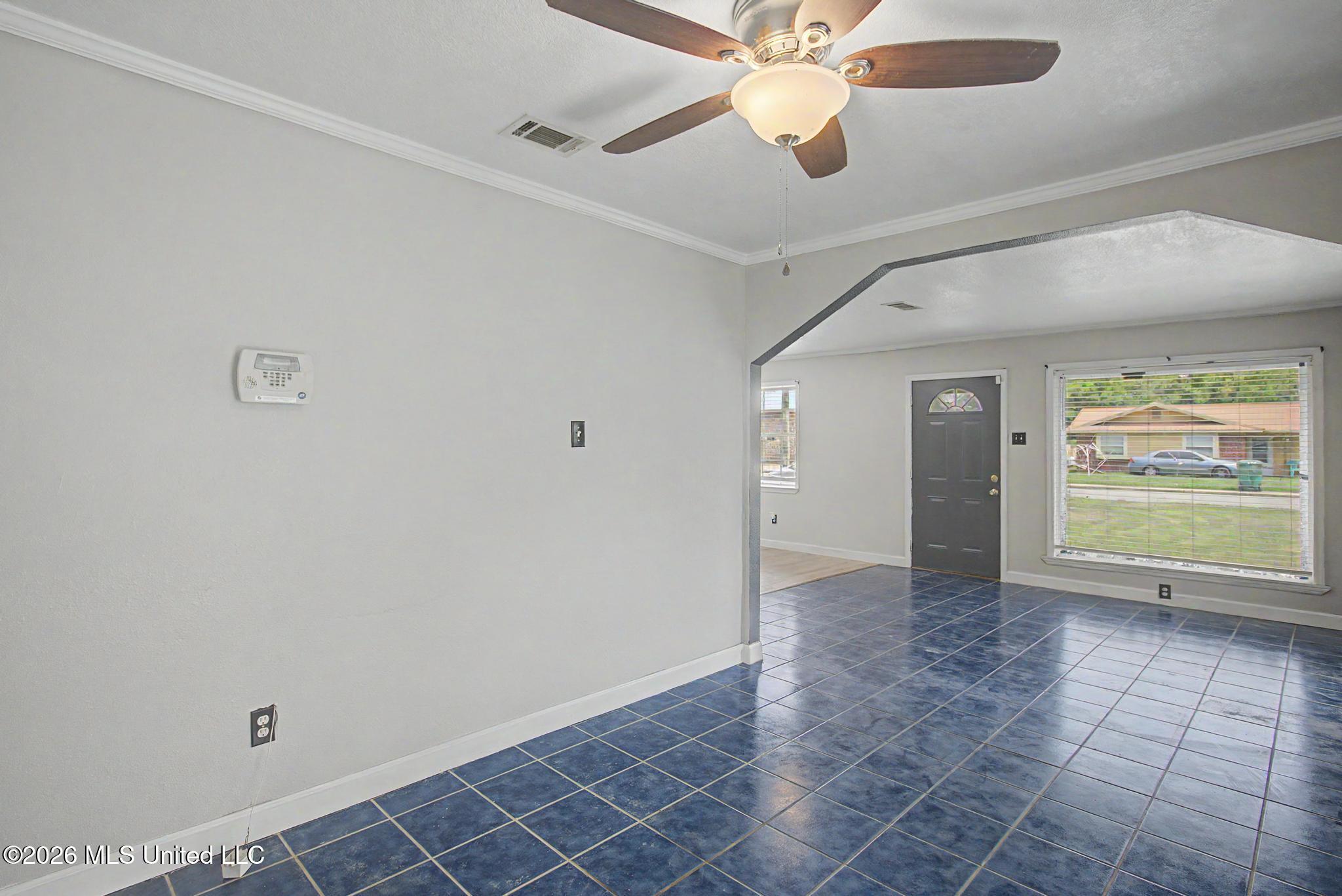 5018 Frederick Street Moss Point, MS 39563 - Photo 15 of 24 Dining and Living Room