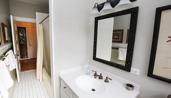 919 Beacon Street, Unit 2 Boston, MA 02215 - Photo 11 of 11