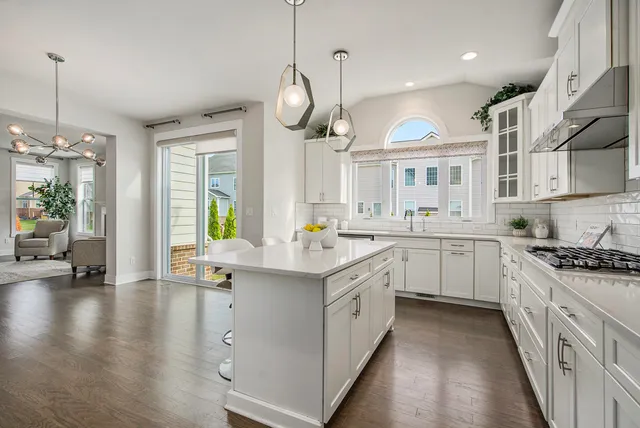 $950,000 | 413 Blossom Drive, Ann Arbor, MI 48103