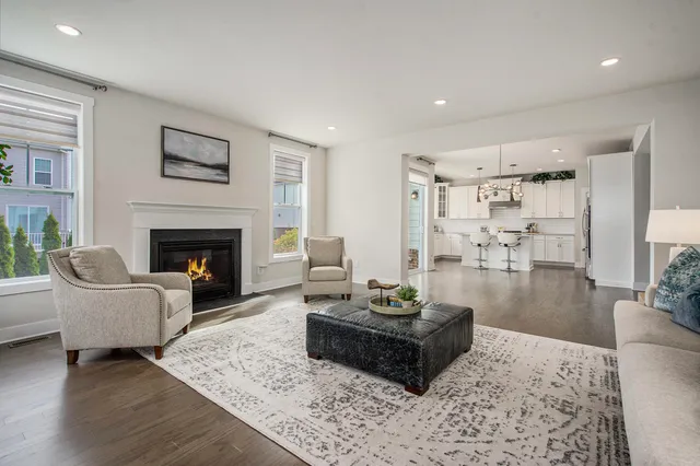 $950,000 | 413 Blossom Drive, Ann Arbor, MI 48103